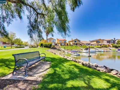 19 S Newport Dr, Napa, CA, 94559