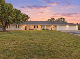 780 Pinewood Ln, Blanchard, OK 73010