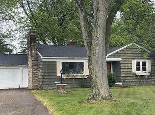 227 Outer Dr, Bad Axe, MI 48413