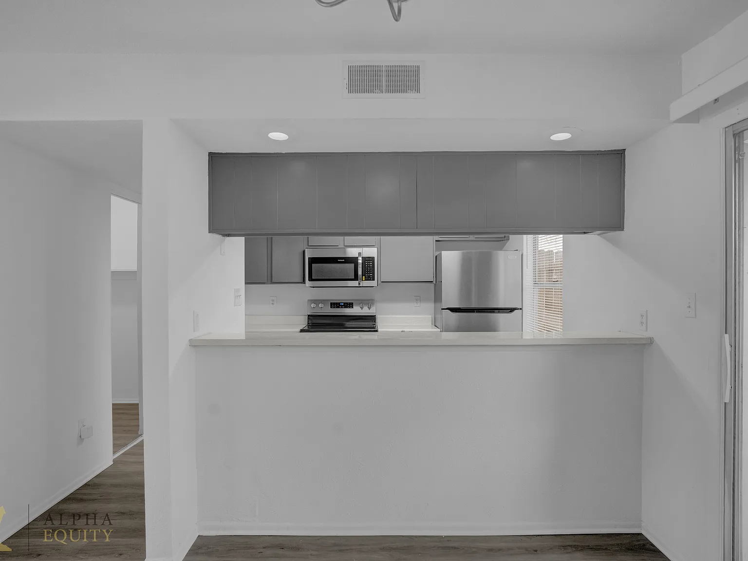 4025 Billingsgate Rd — Photo 4