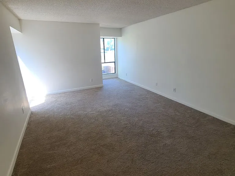 9169 Village Glen Dr #258 — Photo 24