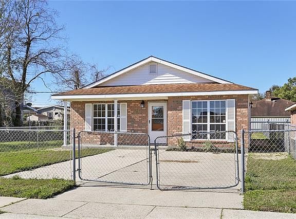 2nd image of 1328 Marshall Dr