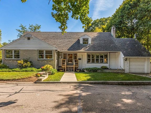 2nd image of 150 Churchills Ln