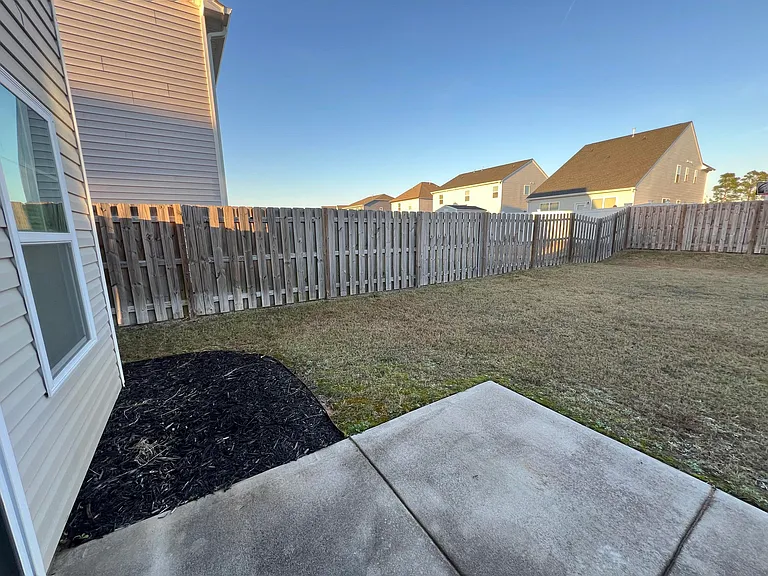4044 Thimbleberry Dr — Photo 37