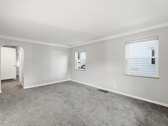 5th image of 4123 Grantley Rd
