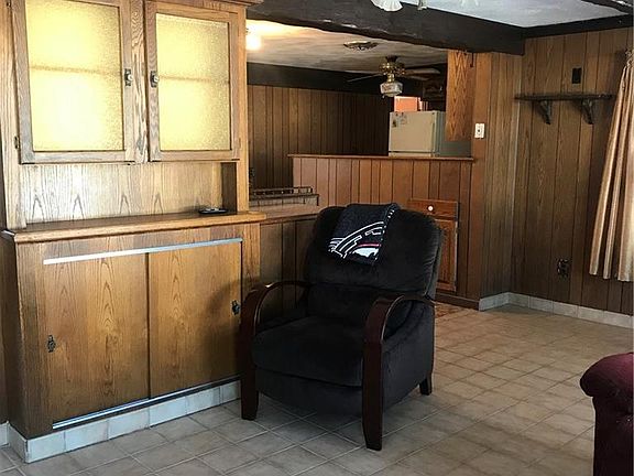2nd image of 15 Maribeth Dr
