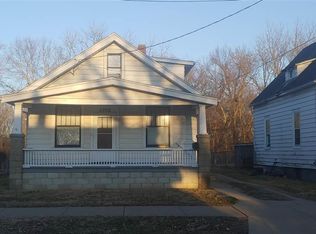 2708 N Springdale Ave, Peoria, IL 61603