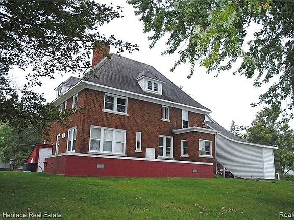3rd image of 8790 Arlington White