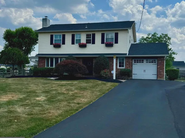 927 Williamson Rd, Horsham, PA 19044