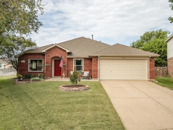 8405 Santa Ana Dr, Fort Worth, TX 76131