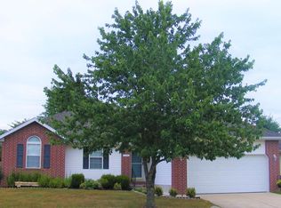 1105 W Thorngate Dr, Ozark, MO 65721
