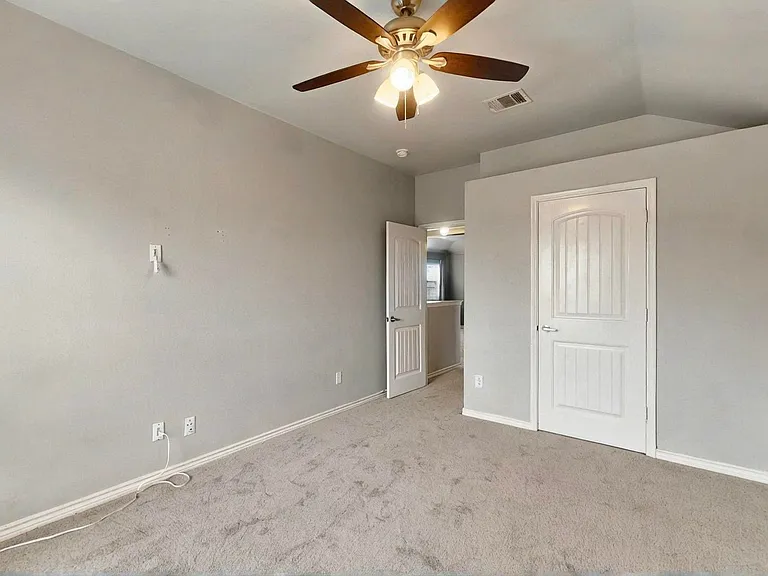 1236 Blue Brook Dr — Photo 36