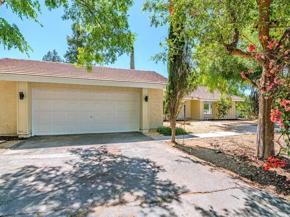 37985 Avenida Bravura, Temecula, CA 92592
