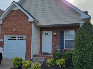 3736 Meadow Ridge Ln, Clarksville, TN 37040
