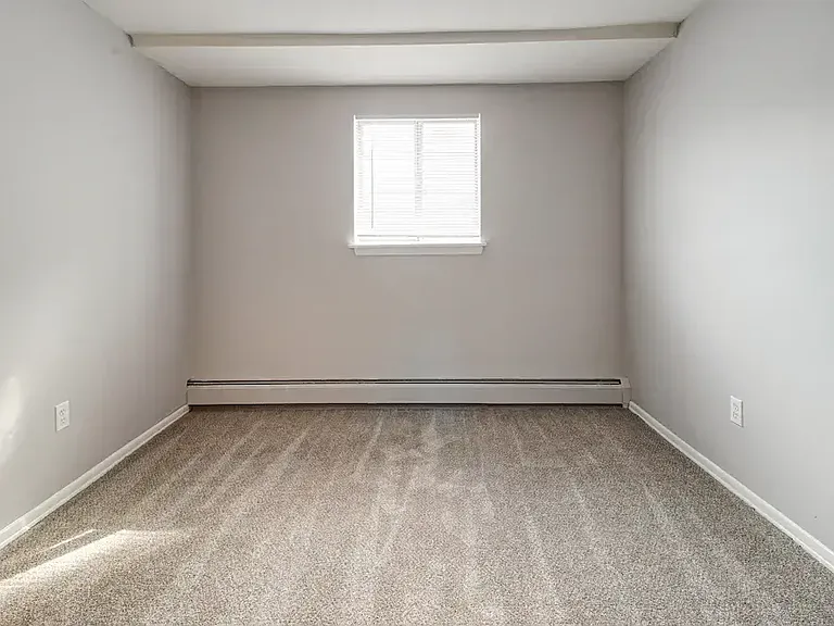 North Dohr Apartments — Photo 33