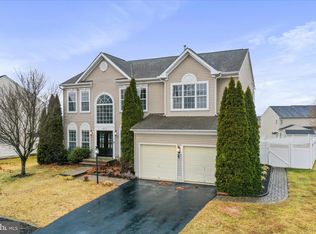 211 Lynnehaven Dr, Winchester, VA 22602