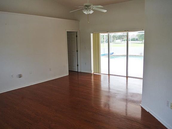 5th image of 84 Long Meadow Pl