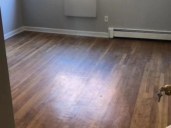 4th image of 5319 97th St Floor 1