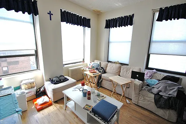 Rented by Bold New York | media 23
