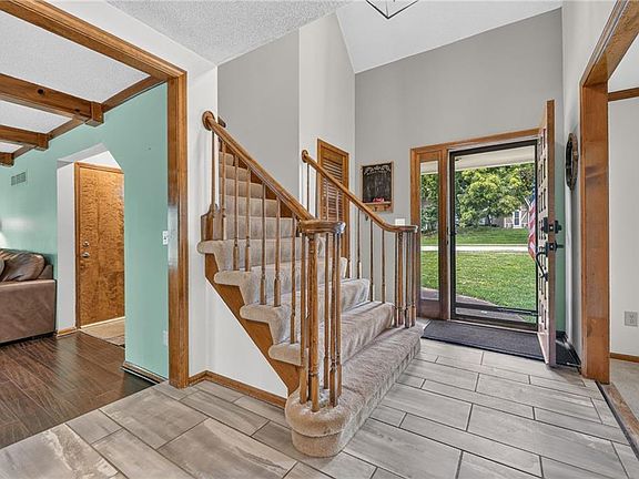 3rd image of 5129 NW Walden Dr