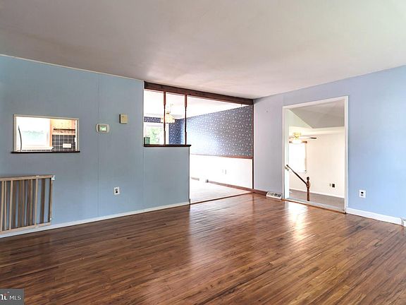 4th image of 1801 Willow Ave #13