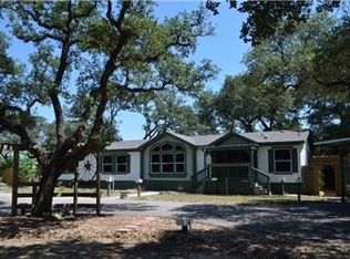 1365 County Road 151, Columbus, TX 78934