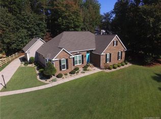 3010 Pinewood Hill Dr, Matthews, NC 28105