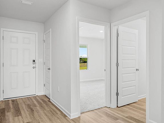 4th image of 8411 Park Place Dr