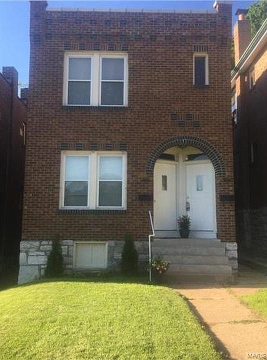 1st image of 3913 Tholozan Ave #B