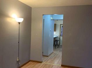 489 Applegate Ln, Delaware, OH 43015