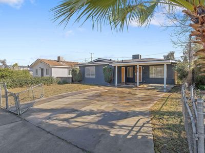 1432 N Locust Street, Visalia, CA, 93291