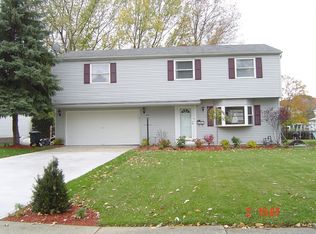 6652 Tamarind Dr, Bedford Heights, OH 44146