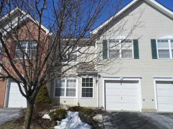 404 Somerset Ct, Princeton, NJ 08540