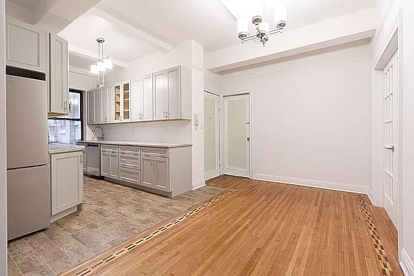 Rented by Traci Kuther, LREB | media 2