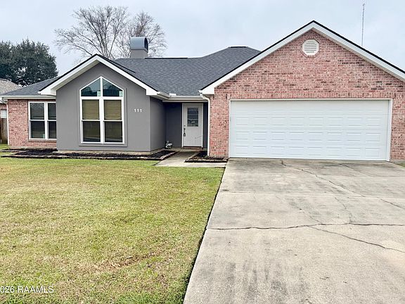 3rd image of 111 Herlil Cir