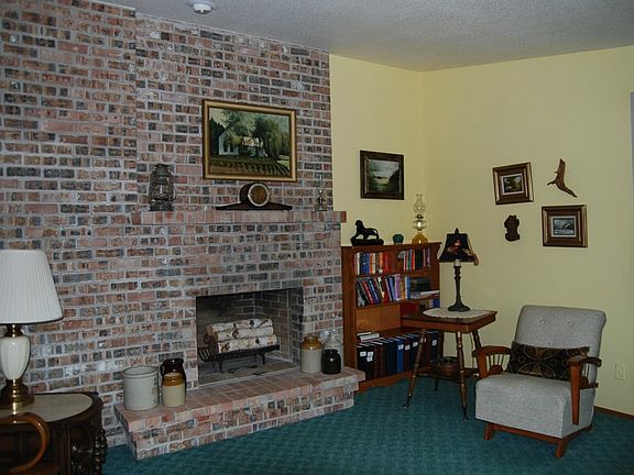 5th image of 10214 102nd Avenue Ct SW