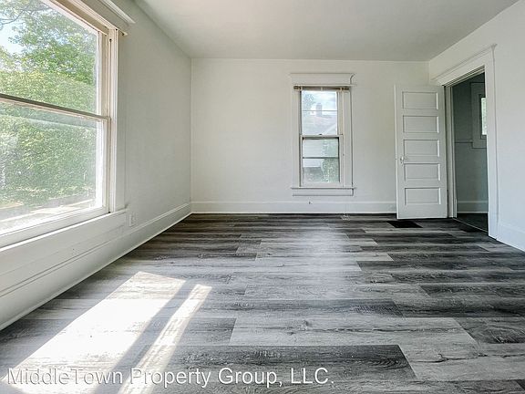 2nd image of 225 N 10th St #11315503