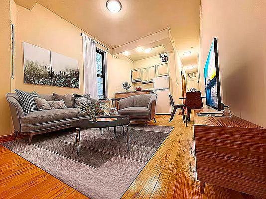 1st image of 227 E 50th St #55