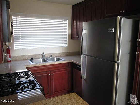 3rd image of 21500 Burbank Blvd APT 324