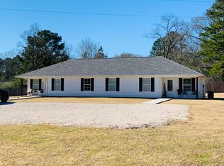 127 Plantation Dr, Anacoco, LA 71403