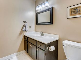 2220 Ranchview Ln N UNIT 106, Plymouth, MN 55447