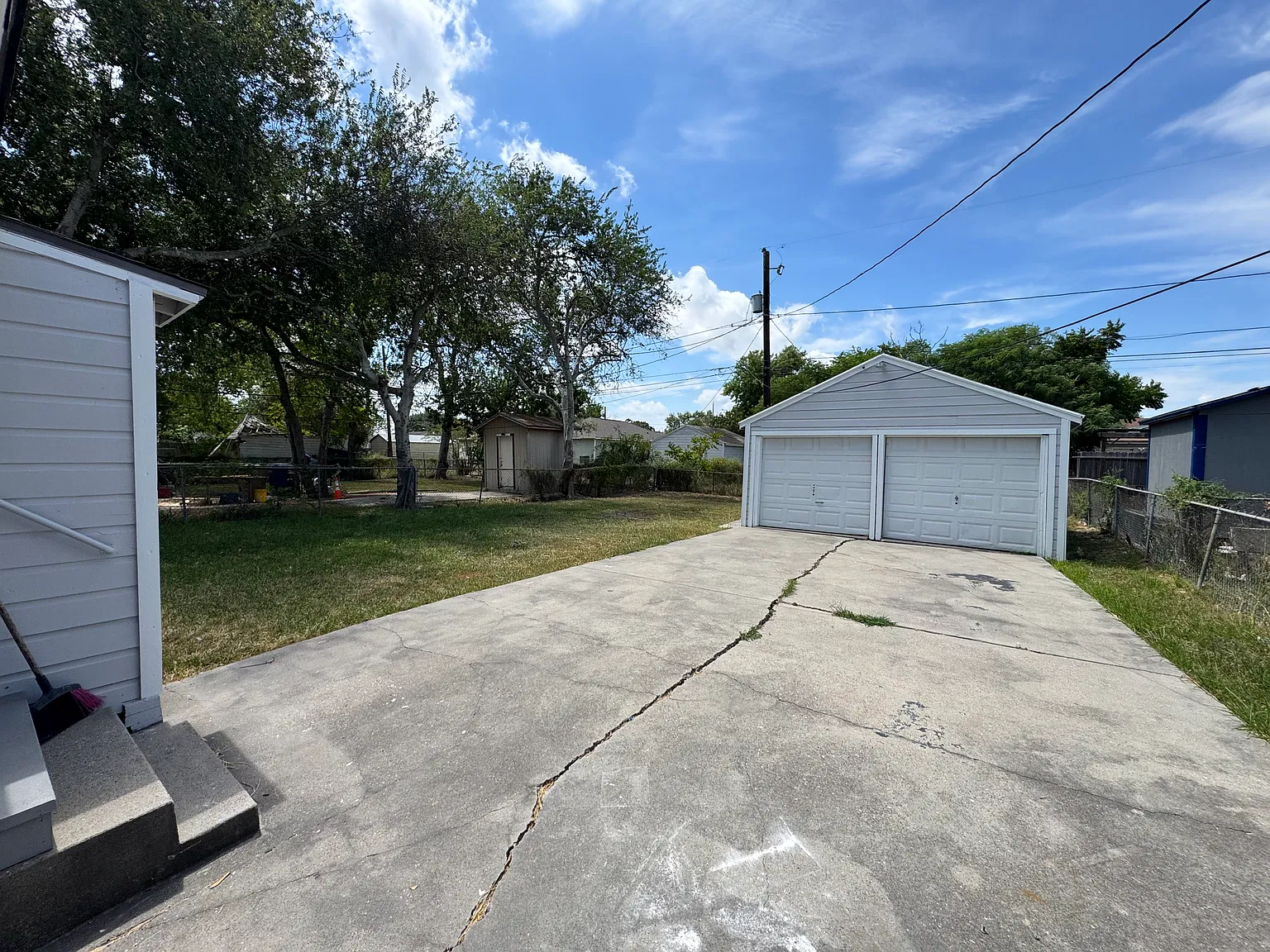 2721 Sarita Street — Photo 3