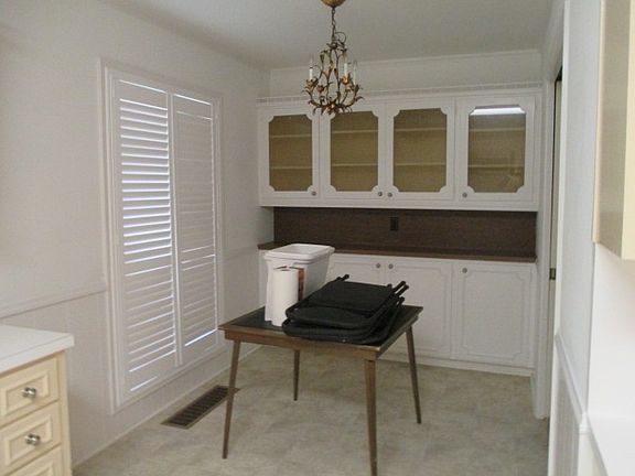 4th image of 1201 Slaydon St