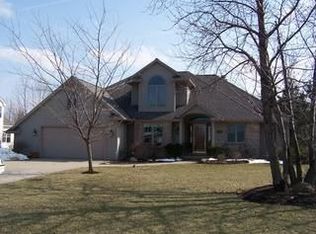 4504 E Laurel Ridge Dr, Pt Clinton, OH 43452