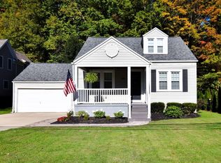 300 Miles Rd, Chagrin Falls, OH 44022
