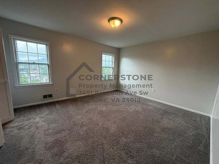 6500 Carefree Ln #12 — Photo 8