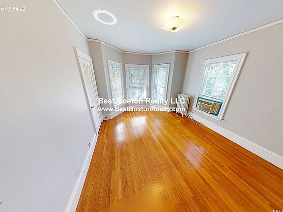 3rd image of 64 Bowen St #2