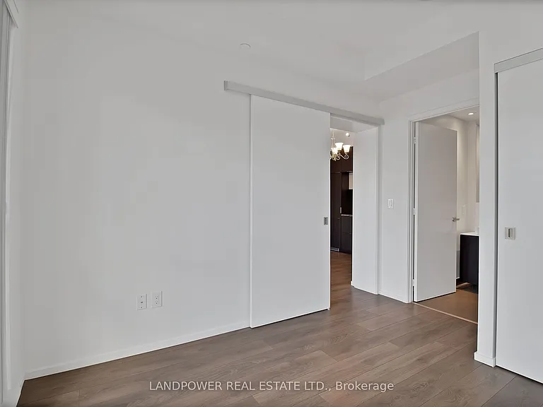 159 Dundas St E #1107 — Photo 7