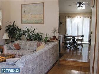 3rd image of 5 Hill Ln