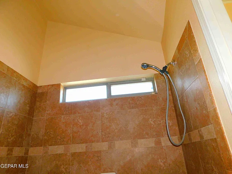 11233 Red Barrel Pl — Photo 46